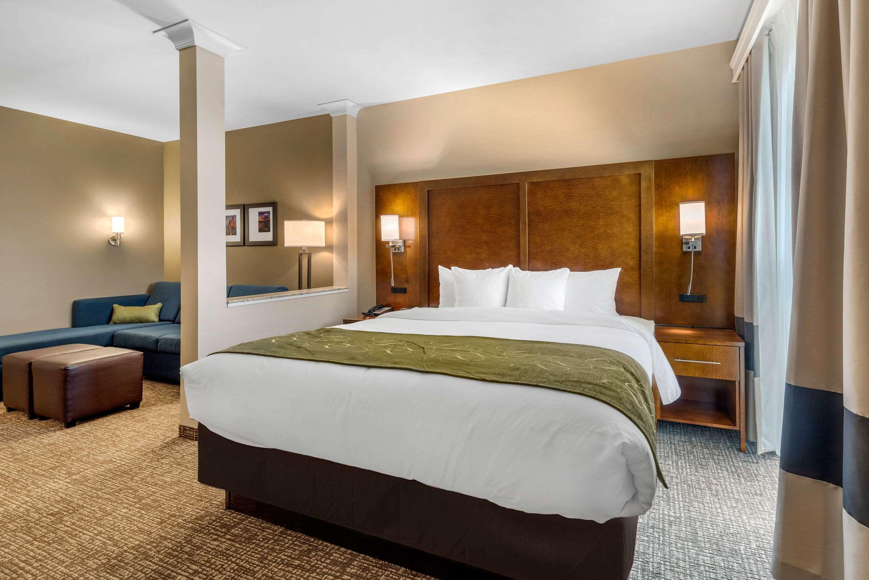 Comfort Suites Denver Near Anschutz Medical Campus Aurora Exteriör bild