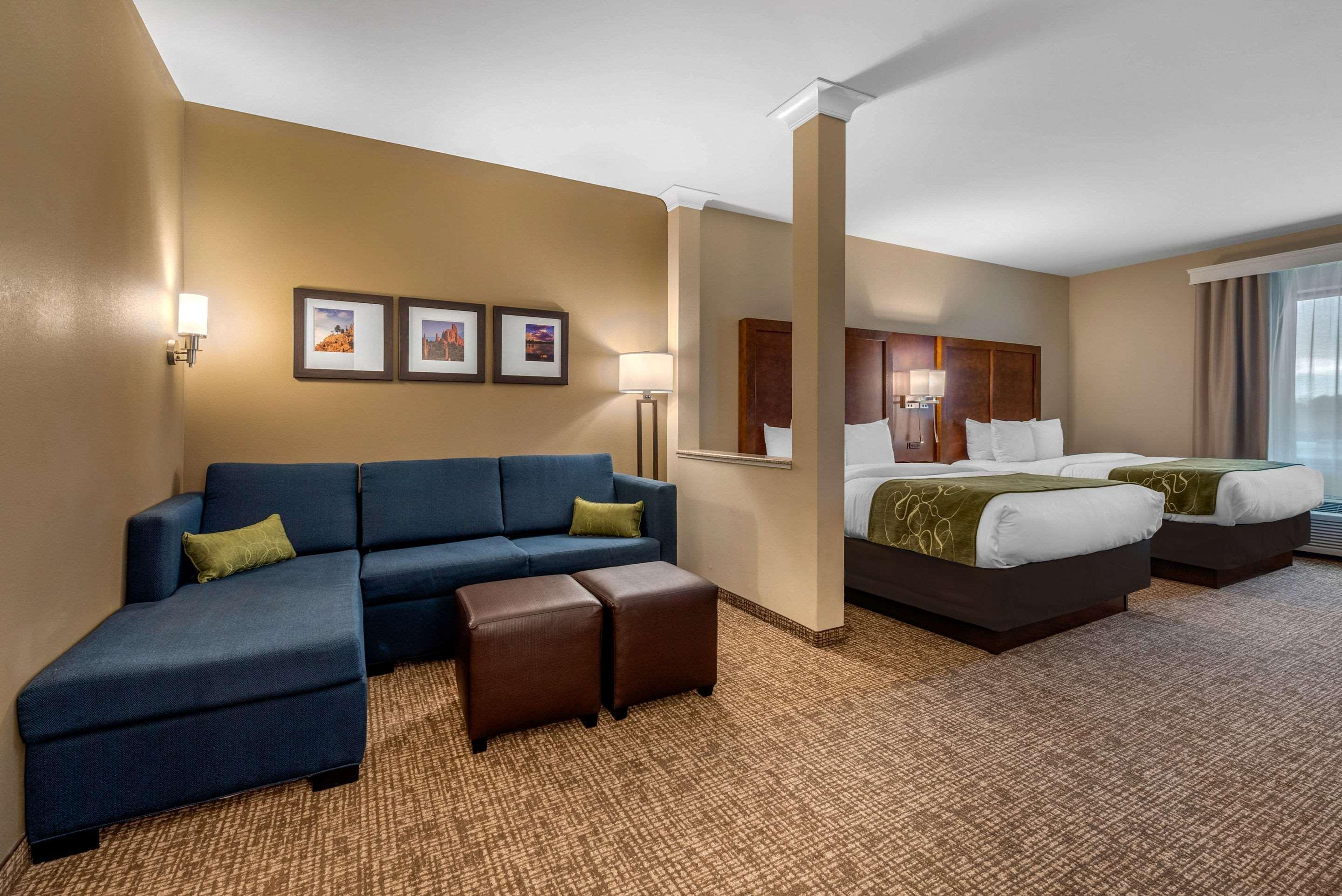 Comfort Suites Denver Near Anschutz Medical Campus Aurora Exteriör bild