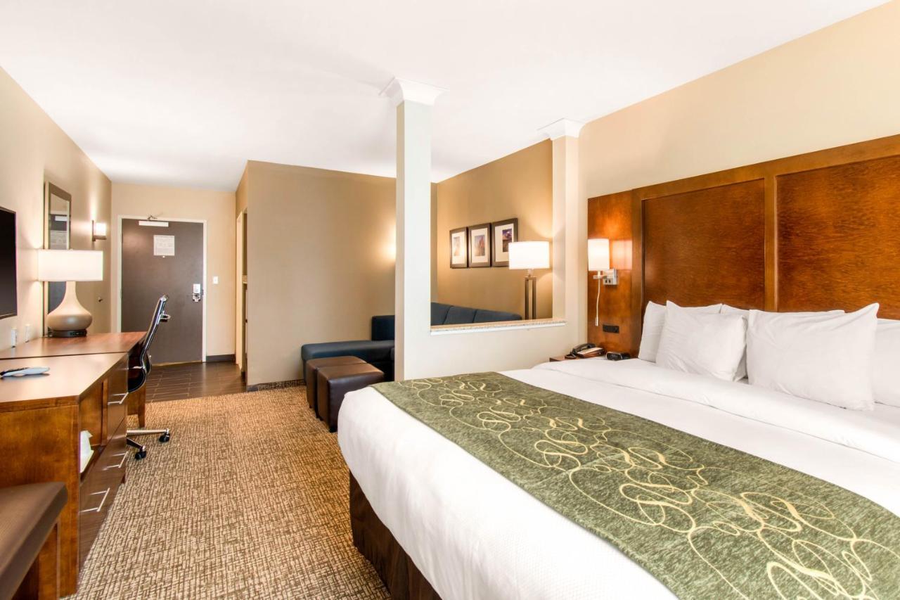 Comfort Suites Denver Near Anschutz Medical Campus Aurora Exteriör bild